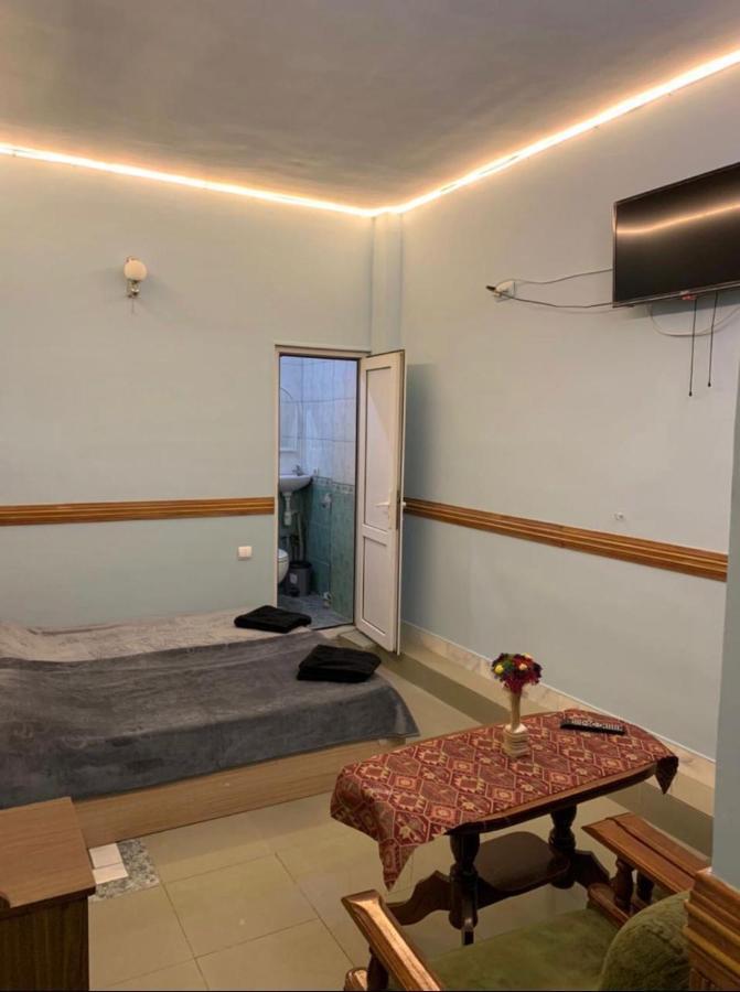 Citrus Guest House 耶烈万 外观 照片
