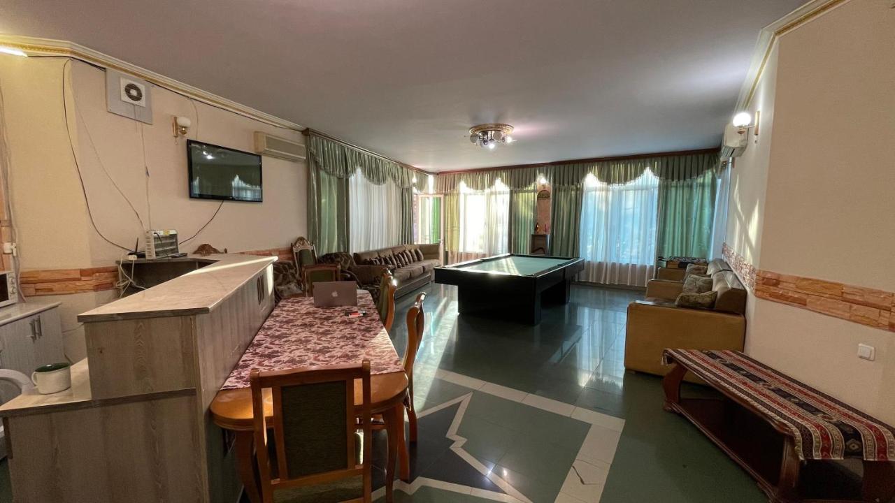 Citrus Guest House 耶烈万 外观 照片