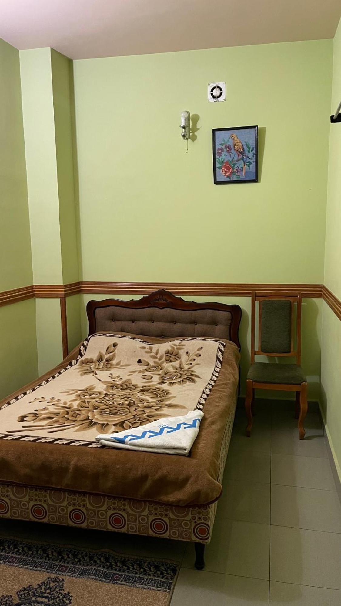 Citrus Guest House 耶烈万 外观 照片