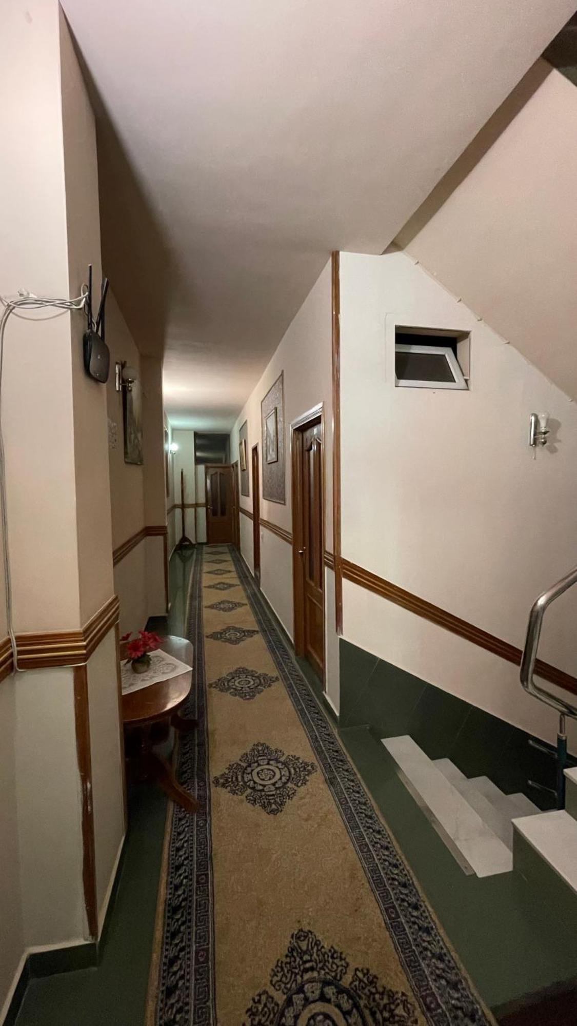 Citrus Guest House 耶烈万 外观 照片