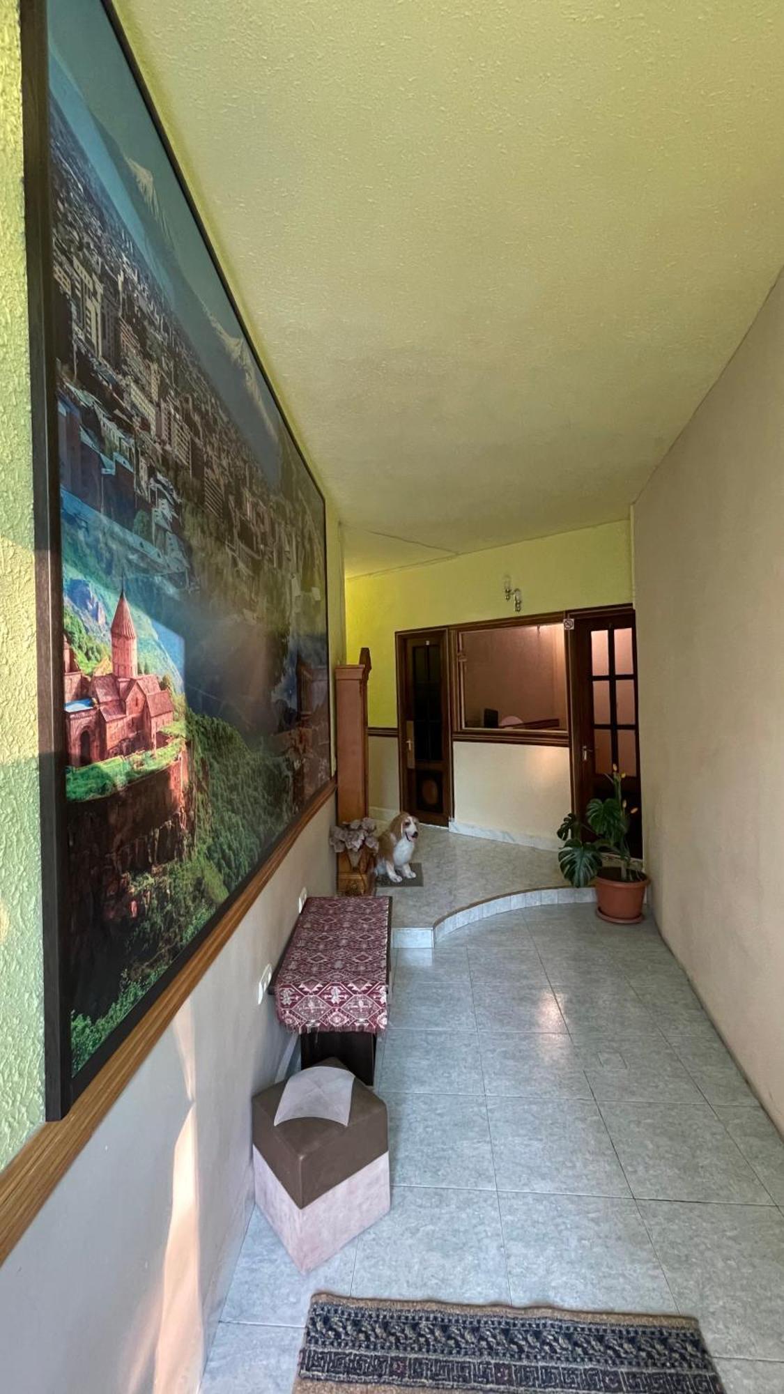 Citrus Guest House 耶烈万 外观 照片