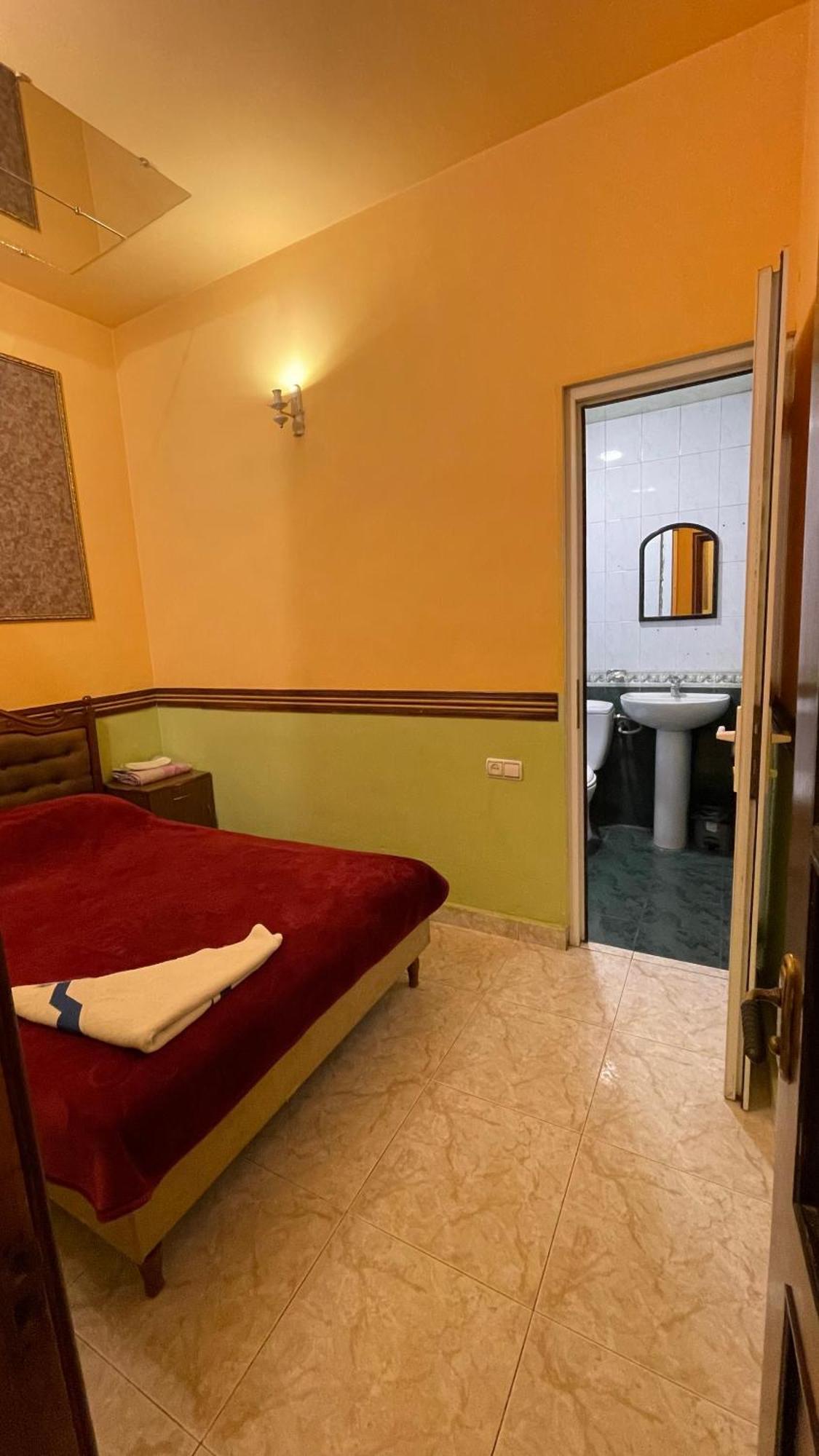 Citrus Guest House 耶烈万 外观 照片