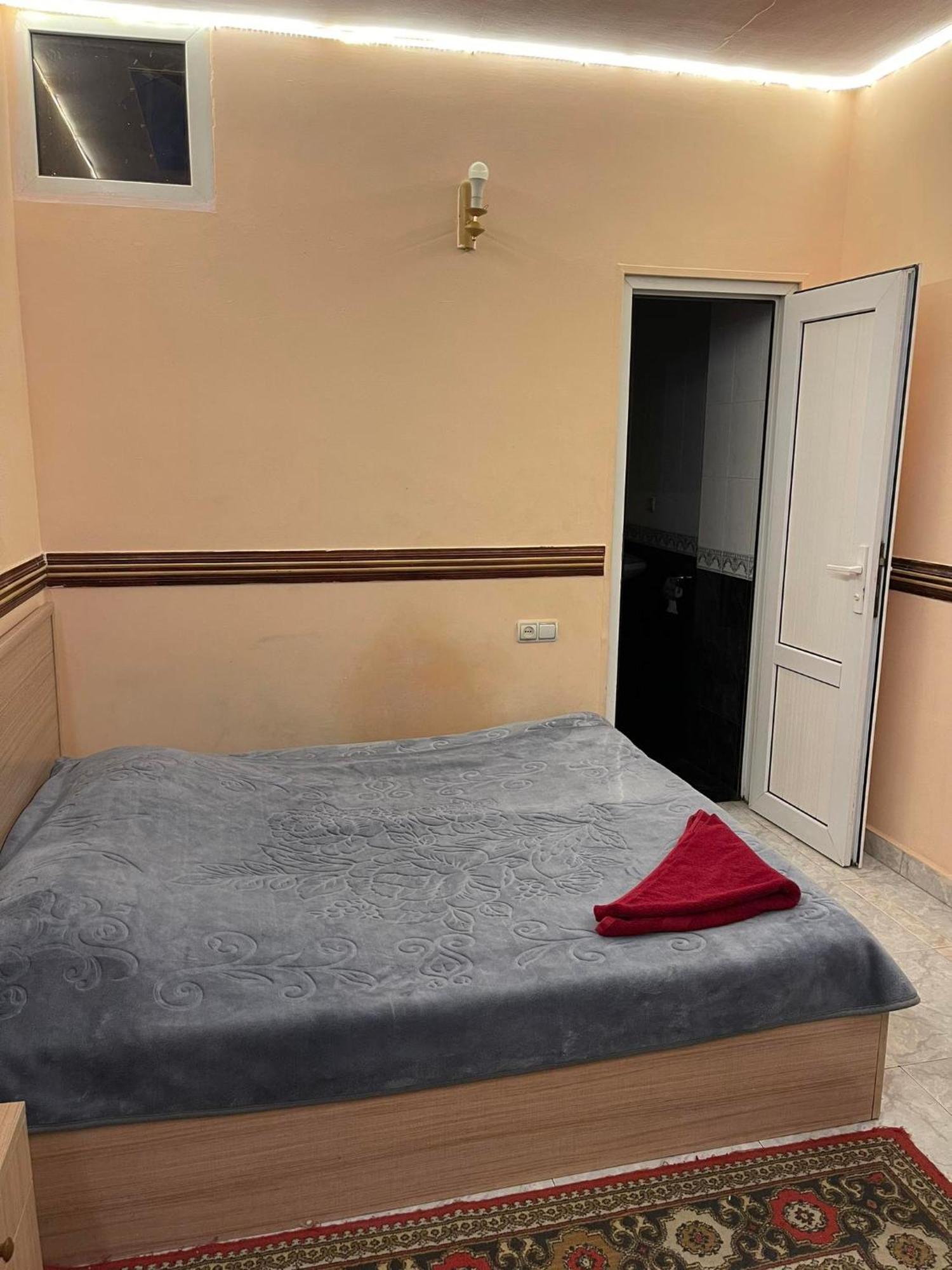 Citrus Guest House 耶烈万 外观 照片