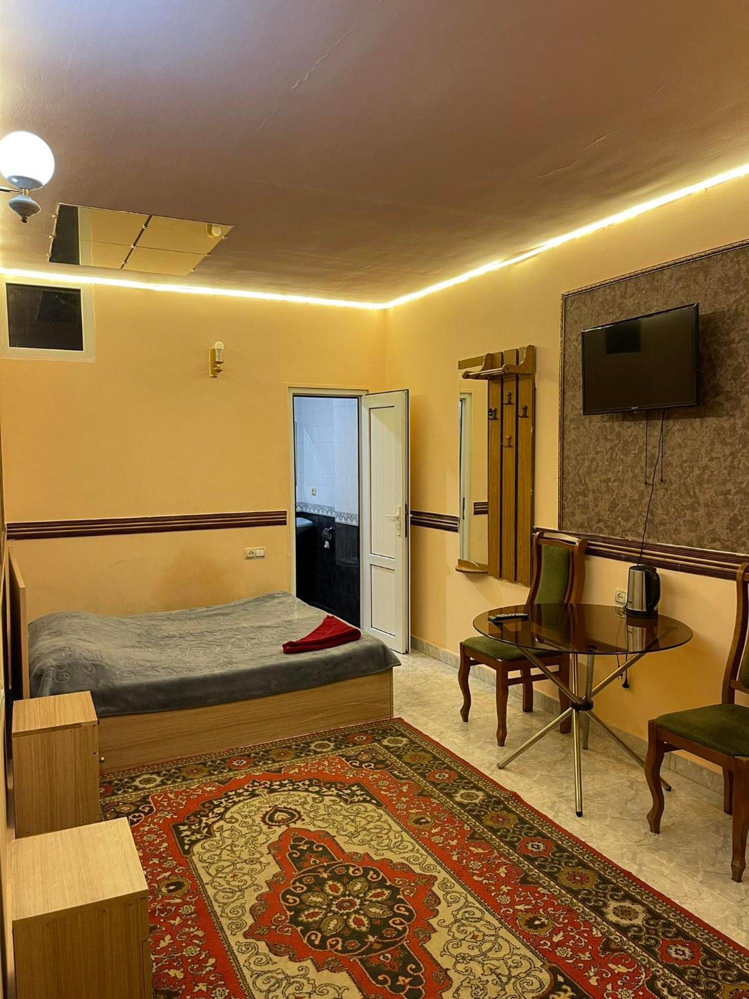 Citrus Guest House 耶烈万 外观 照片